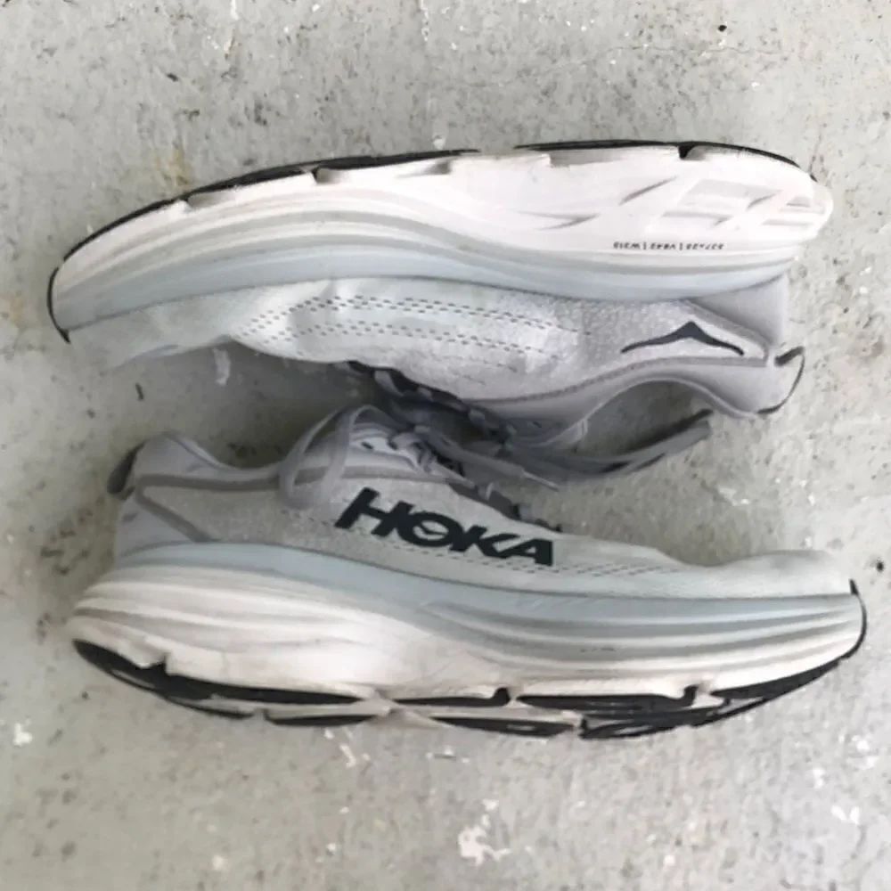 Hoka  Bondi 8 sneakers